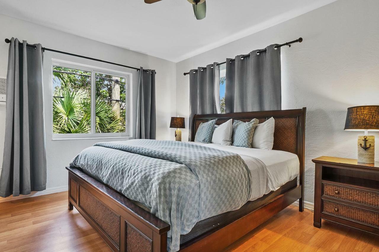 4145 By The Sea & Inn 3*